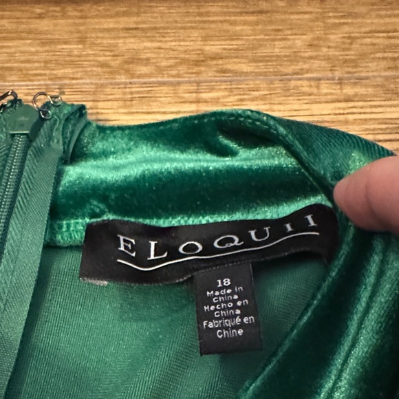 Eloquii Green Velvet Long Sleeve Dress - Picture 2 of 4